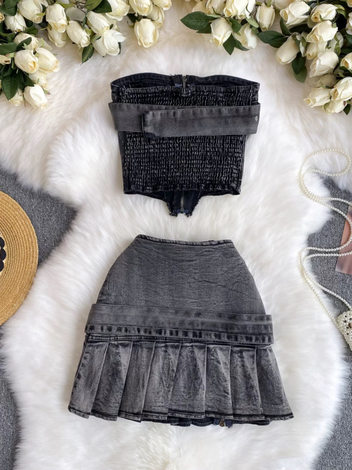 Out with habibi set DTP156 images